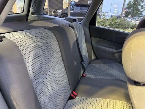 Used 2005 Ford Focus ZXW Wagon image 10