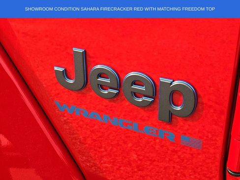 Used 2025 Jeep Wrangler Unlimited Sahara AWD/4WD image 31