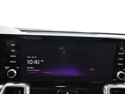 Used 2022 Kia Sorento SX image 16