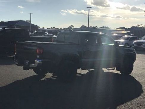 Used 2022 Toyota Tacoma SR5 w/ Black Out Package (TMS) image 6