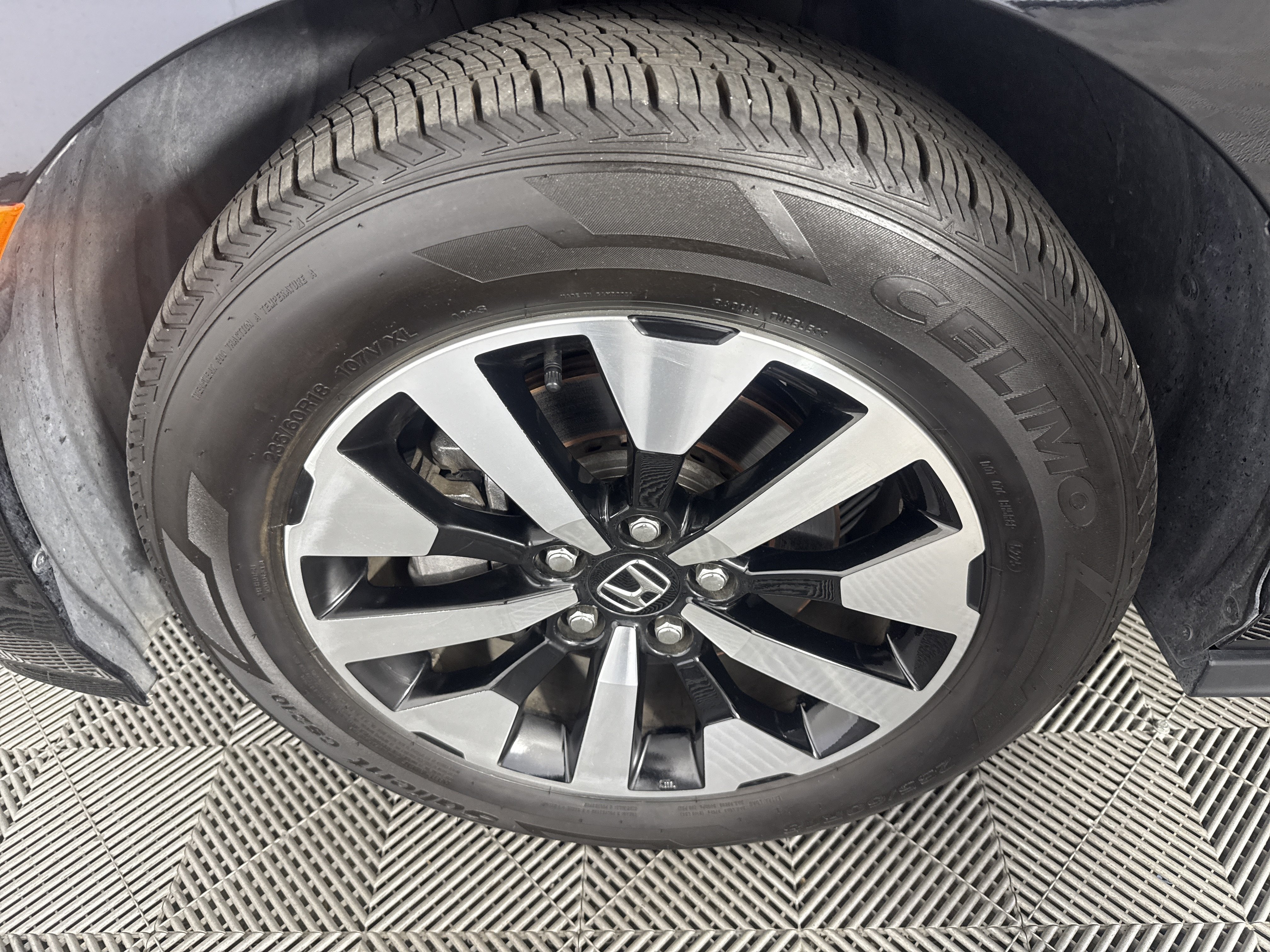 Used 2025 Honda Odyssey EX-L image 12