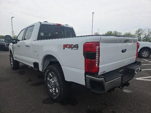 Used 2024 Ford F350 Lariat w/ Lariat Ultimate Package AWD/4WD image 12