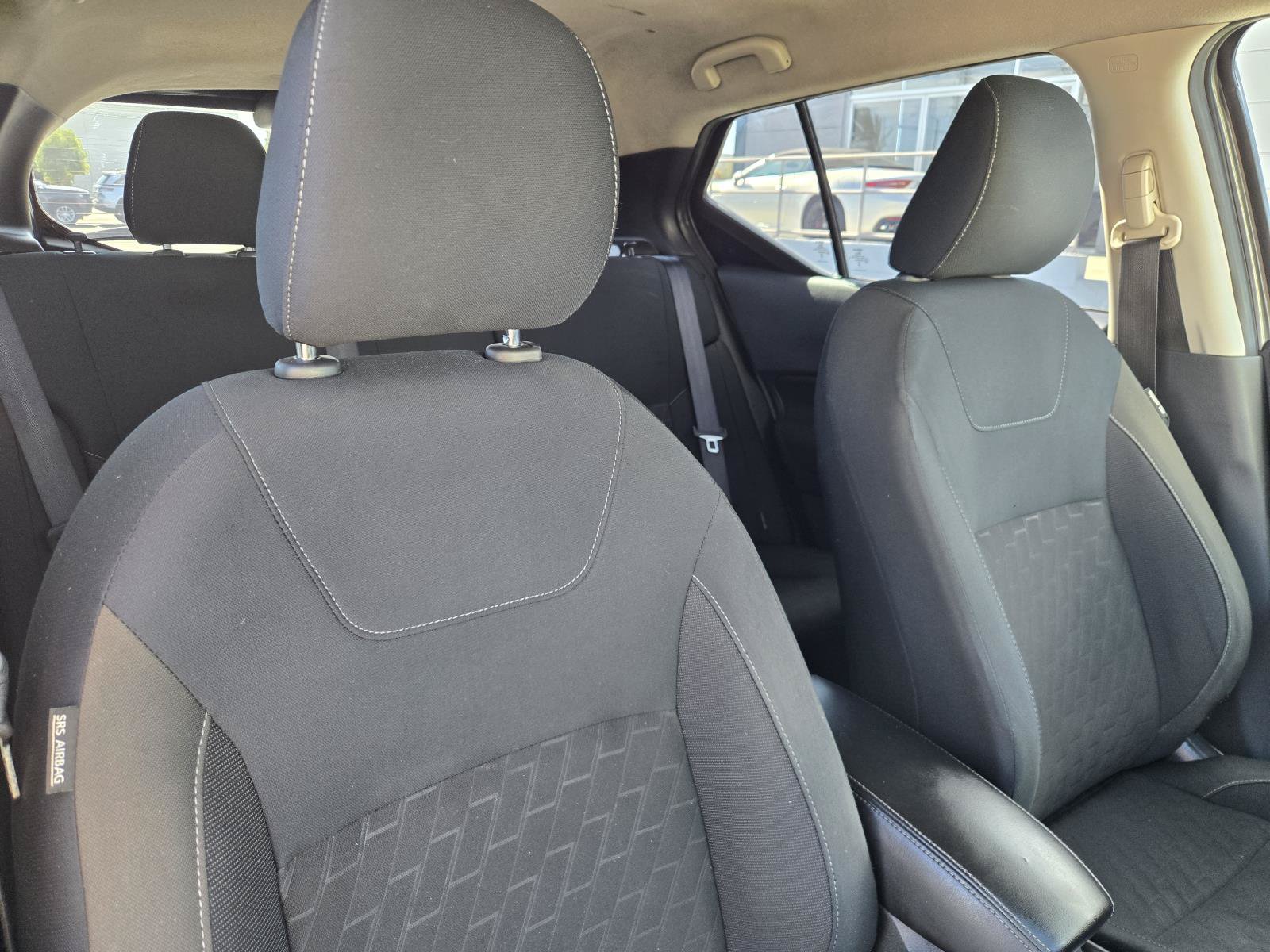 Used 2024 Nissan Kicks SV FWD image 33