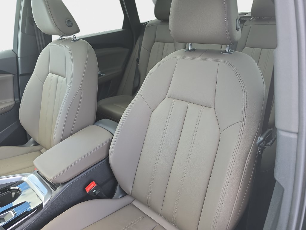 Certified 2025 Audi Q5 Premium w/ Premium Plus AWD/4WD image 19