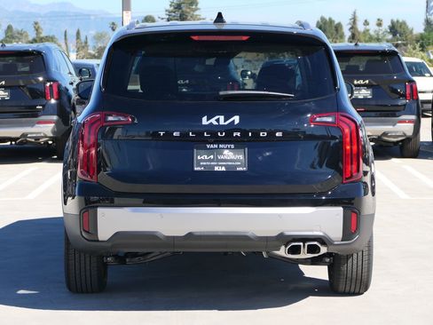 New 2025 Kia Telluride S image 5
