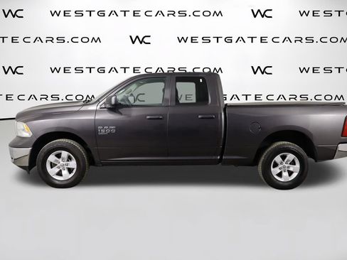 Used 2024 RAM 1500 Classic SLT AWD/4WD image 5