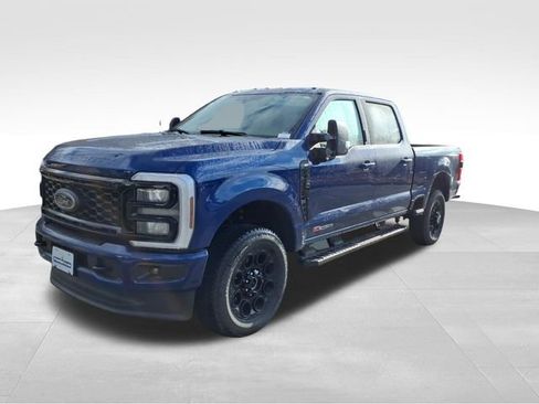 New 2026 Ford F350 XLT w/ XLT Premium Package AWD/4WD image 2