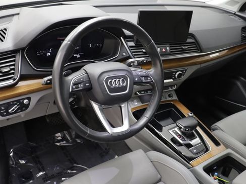 Used 2023 Audi Q5 2.0T Prestige w/ Prestige Package AWD/4WD image 6