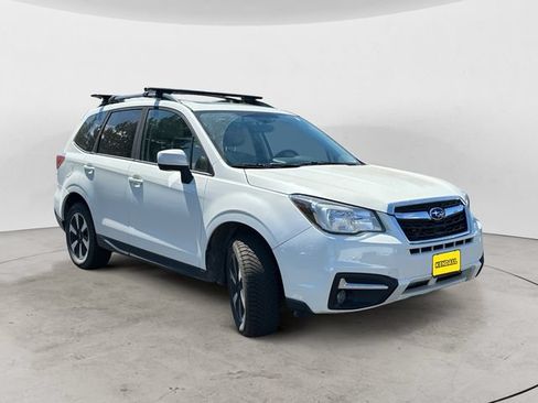 Used 2018 Subaru Forester 2.5i Premium AWD/4WD image 3