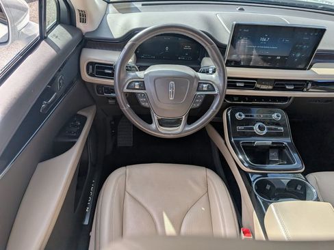 Certified 2022 Lincoln Nautilus Reserve image 14