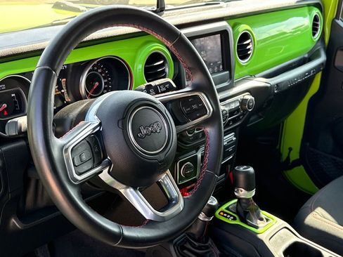Used 2021 Jeep Wrangler Rubicon AWD/4WD image 18