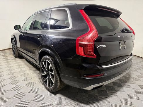 Used 2020 Volvo XC90 T6 Momentum w/ Protection Package Premier AWD/4WD image 4
