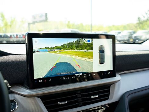 New 2026 Ford Explorer Active RWD image 25
