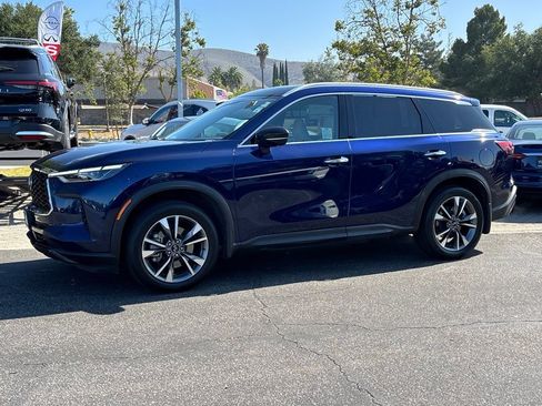 Used 2023 INFINITI QX60 Luxe w/ Cargo Package FWD image 8