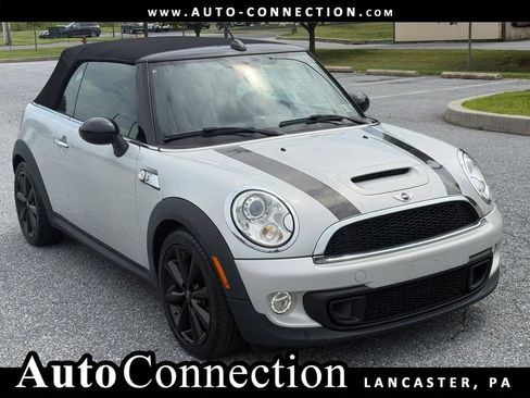 Used 2015 MINI Cooper S FWD image 1