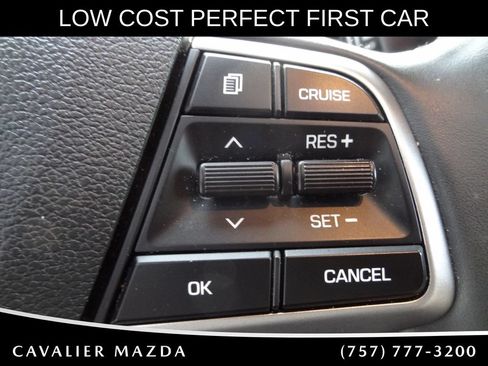 Used 2022 Hyundai Accent Limited FWD image 17