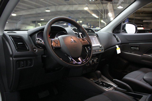 New 2026 Mitsubishi Outlander Sport SE AWD/4WD image 5