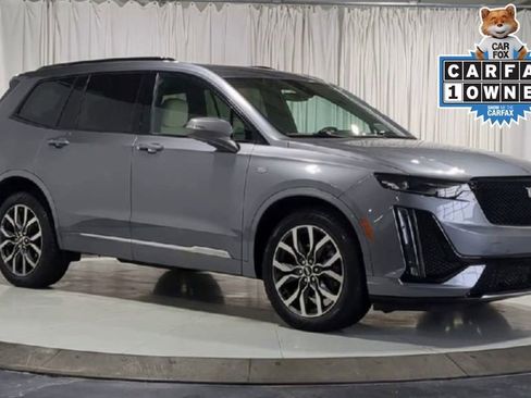 Used 2021 Cadillac XT6 Sport image 2