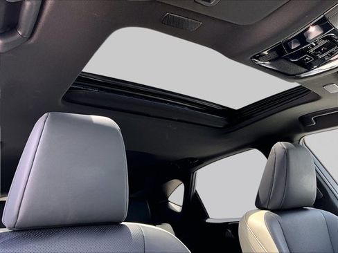 Used 2023 Lexus NX 250 FWD image 17