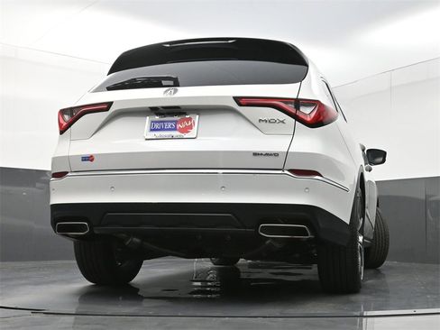Used 2023 Acura MDX SH-AWD w/ Technology Package image 36