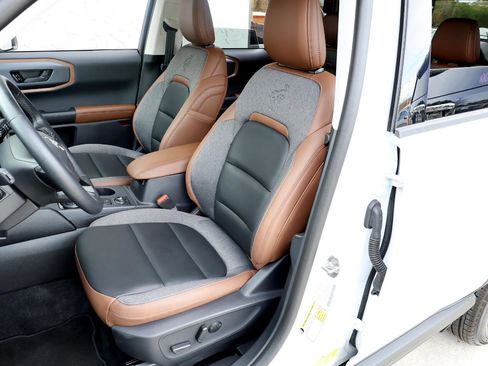 Used 2024 Ford Bronco Sport Outer Banks w/ Tech Package image 14