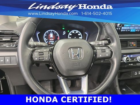 Used 2023 Honda Pilot Touring image 15