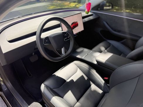 Used 2024 Tesla Model 3 Long Range AWD/4WD image 30