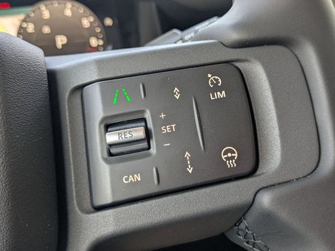 Certified 2026 Land Rover Defender 110 S AWD/4WD image 20
