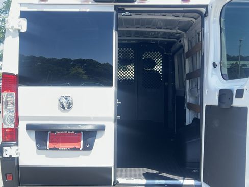 Used 2025 RAM ProMaster 2500 w/ U-Haul Equipment Group FWD image 16