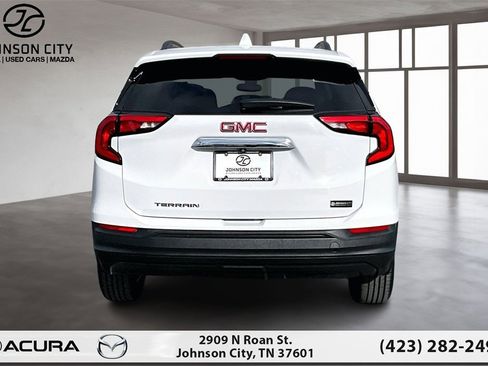 Used 2020 GMC Terrain SLE w/ Driver Convenience Package image 4