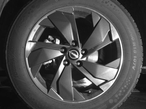 Used 2025 Nissan Rogue SV AWD/4WD image 12