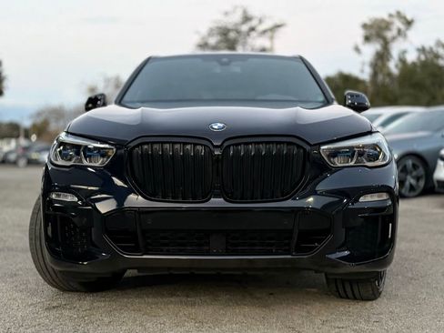 Used 2020 BMW X5 M50i w/ Premium Package image 8