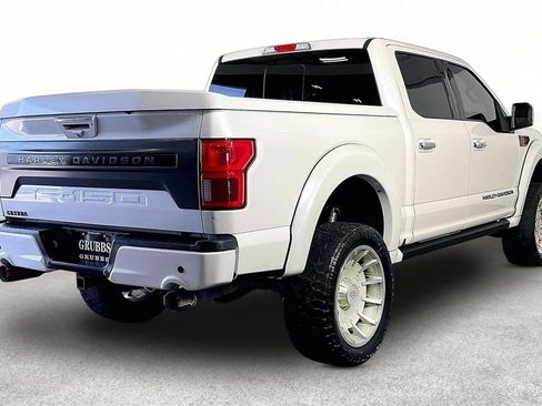 Used 2019 Ford F150 Lariat w/ Equipment Group 502A Luxury AWD/4WD image 2