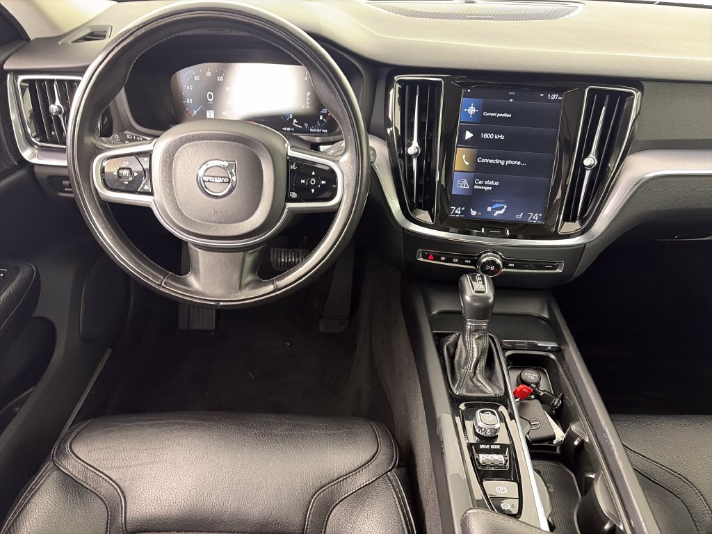 Used 2020 Volvo V60 T5 Cross Country AWD/4WD image 14