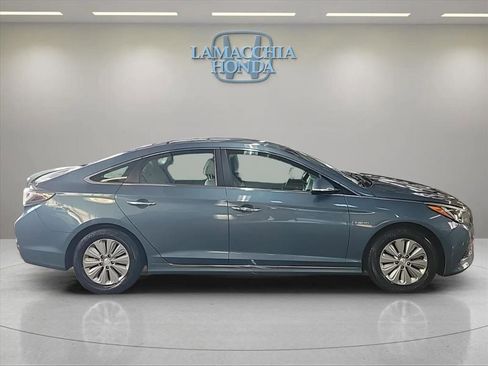Used 2016 Hyundai Sonata SE image 7
