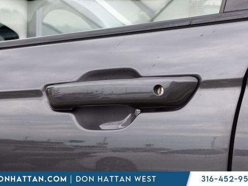 Used 2023 Jeep Grand Cherokee L Limited AWD/4WD image 34