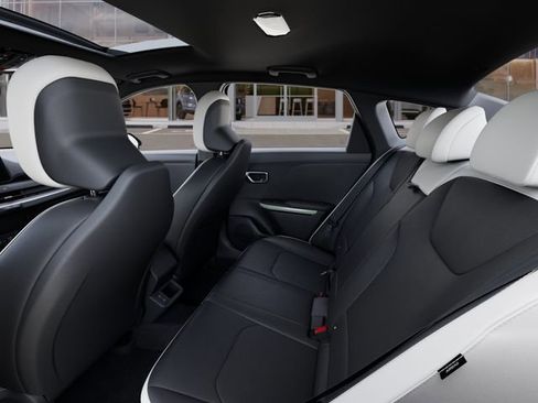 New 2026 Kia K4 GT-Line FWD image 19