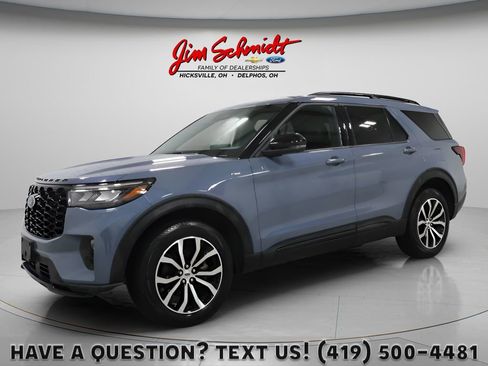 Used 2025 Ford Explorer ST-Line image 1