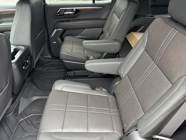 New 2026 Chevrolet Tahoe High Country w/ Sun And Tow Package AWD/4WD image 17