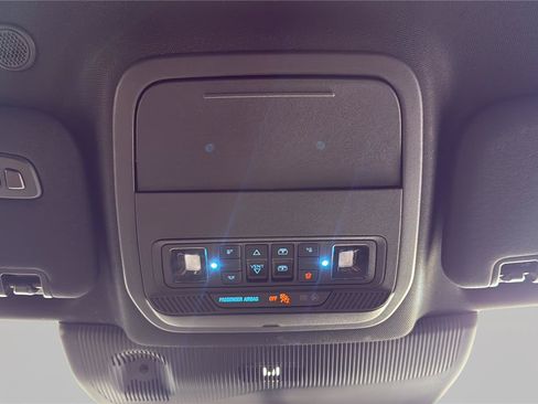 Certified 2025 Ford Explorer ST AWD/4WD image 25