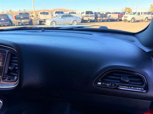 Used 2018 Dodge Challenger T/A image 15