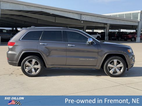 Used 2014 Jeep Grand Cherokee Overland AWD/4WD image 3