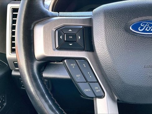 Used 2019 Ford F150 Platinum w/ Equipment Group 701A Luxury image 24