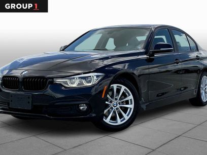 Used 2018 BMW 320i xDrive 320i xDrive w/ Convenience Package