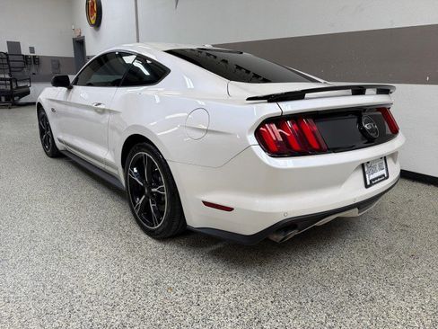 Used 2017 Ford Mustang GT Premium w/ Equipment Group 401A image 7