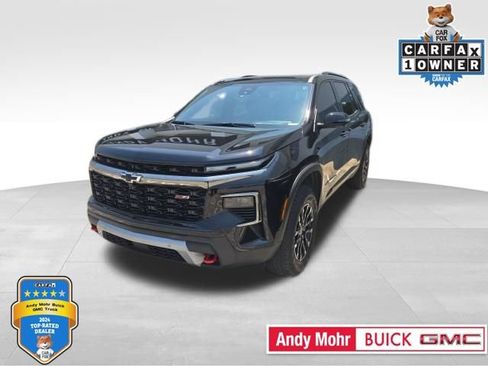 Used 2024 Chevrolet Traverse Z71 w/ Enhanced Driving Package AWD/4WD image 1