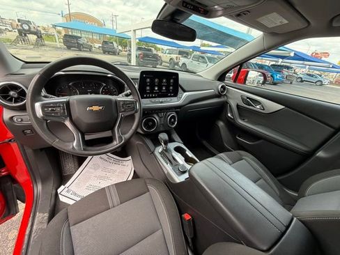 Used 2023 Chevrolet Blazer LT w/ LPO, Floor Liner Package FWD image 16