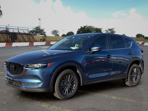 Used 2021 MAZDA CX-5 Touring FWD image 5