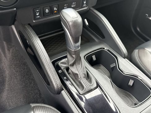 Used 2022 Nissan Frontier Pro-X w/ Pro-X Premium Package image 25