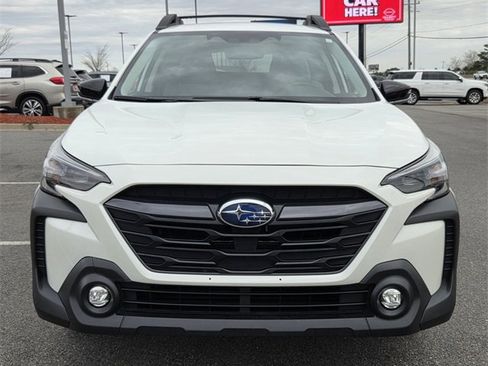 Used 2025 Subaru Outback Premium w/ Popular Package #1A image 5